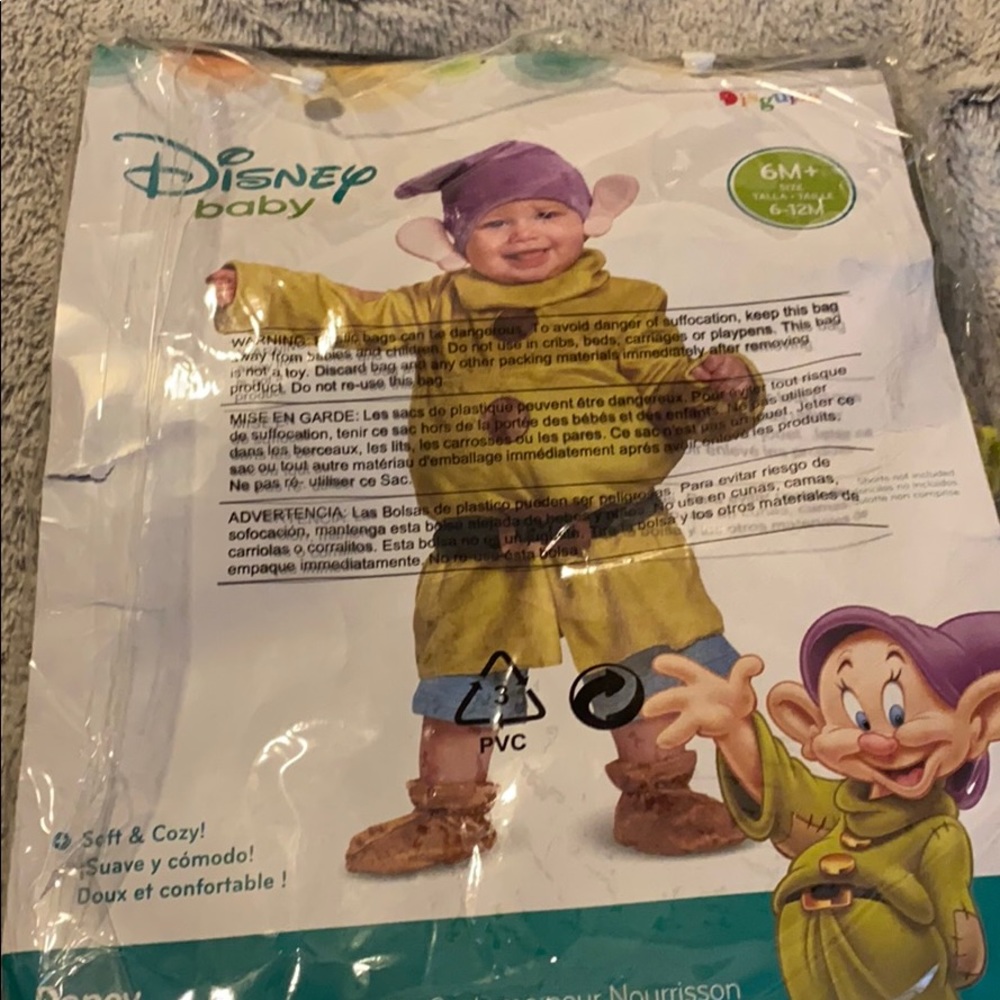 Disney baby dopey costume. Only worn once.